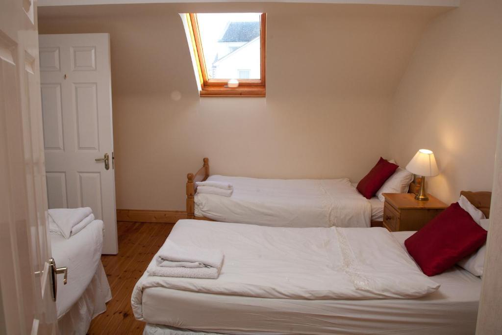 Ceol Na Mara Holiday Homes - Cois Tra & Cor Na Dtonn Enniscrone Cameră foto